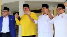 Ketua Umum Partai Gerindra Prabowo Subianto bersama Ketuam Umum Partai Golkar Airlangga Hartarto, Ketua Umum ZUlkifli Hasan dan Ketua Umum PKB Muhaimin Iskandar. (Facbook.com/@Prabowo Subainto)