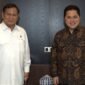 Menteri Pertahanan Prabowo Subianto bersama menteri BUMN Erick Thohir. (Facbook.com/@Erick Thohir)