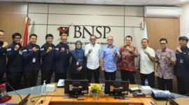 Foto: Ketua BNSP, Syamsi Hari, menyambut Kunjungan Kerja LSP KPK dalam upaya meningkatkan standar kompetensi antikorupsi. (18/1/24).(Doc.BNSP)