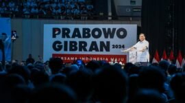 Capres nomor urut 2, Prabowo Subianto saat menghadiri acara apel akbar bersama relawan muda TKN di JCC Senayan. (Dok. TKN Prabowo Gibran)
