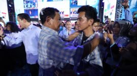 Pasangan Calon Presiden, Prabowo Subianto bersama Calon Wakil Presiden, Gibran Rakabuming. (Facebook.com/@Prabowo Subianto)

