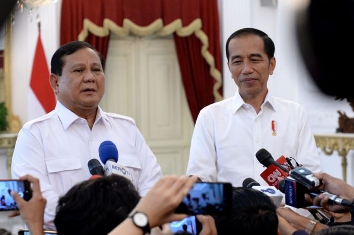 Calon Presiden No Urut 02, Prabowo Subianto bersama Presiden Jokowi. (Dok. Presidenri.go.id)