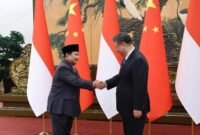 Menteri Pertahanan RI Prabowo Subianto Bersama Presiden Tiongkok (China) Xi Jinping. (Facebook.com/@Prabowo Subianto)