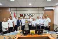 Foto : Pertemuan resmi antara Tim BNSP dan BNPT membahas strategi penyusunan dan implementasi Standar Kompetensi Kerja Khusus bagi Auditor Pelindungan Sarana dan Prasarana. (17/4/24). (Doc.Ist)