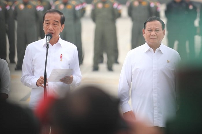 Presiden RI Joko Widodo bersama Menteri Pertahanan sekaligus presiden RI terpilih Prabowo Subianto. (Dok. setkab.go.id)