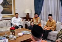 Presiden terpilih sekaligus Ketua Umum Partai Gerindra Prabowo Subianto menerima kedatangan Majelis Syuro Partai Keadilan Sejahtera Dr. Salim Segaf Aljufri. (Instagram.com @aheryawan)