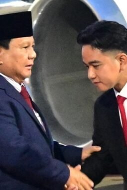 Presiden Prabowo Subianto Hormati Pernyataan Sikap Forum Purnawirawan Prajurit TNI yang Usulkan 8 Poin