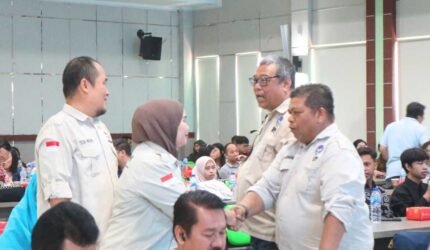 Foto : PROPAMI Surabaya Raya resmi dilantik, membuka jalan lahirnya profesional pasar modal baru melalui edukasi, kolaborasi, dan penguatan kompetensi investasi nasional. (doc.PROPAMI)
